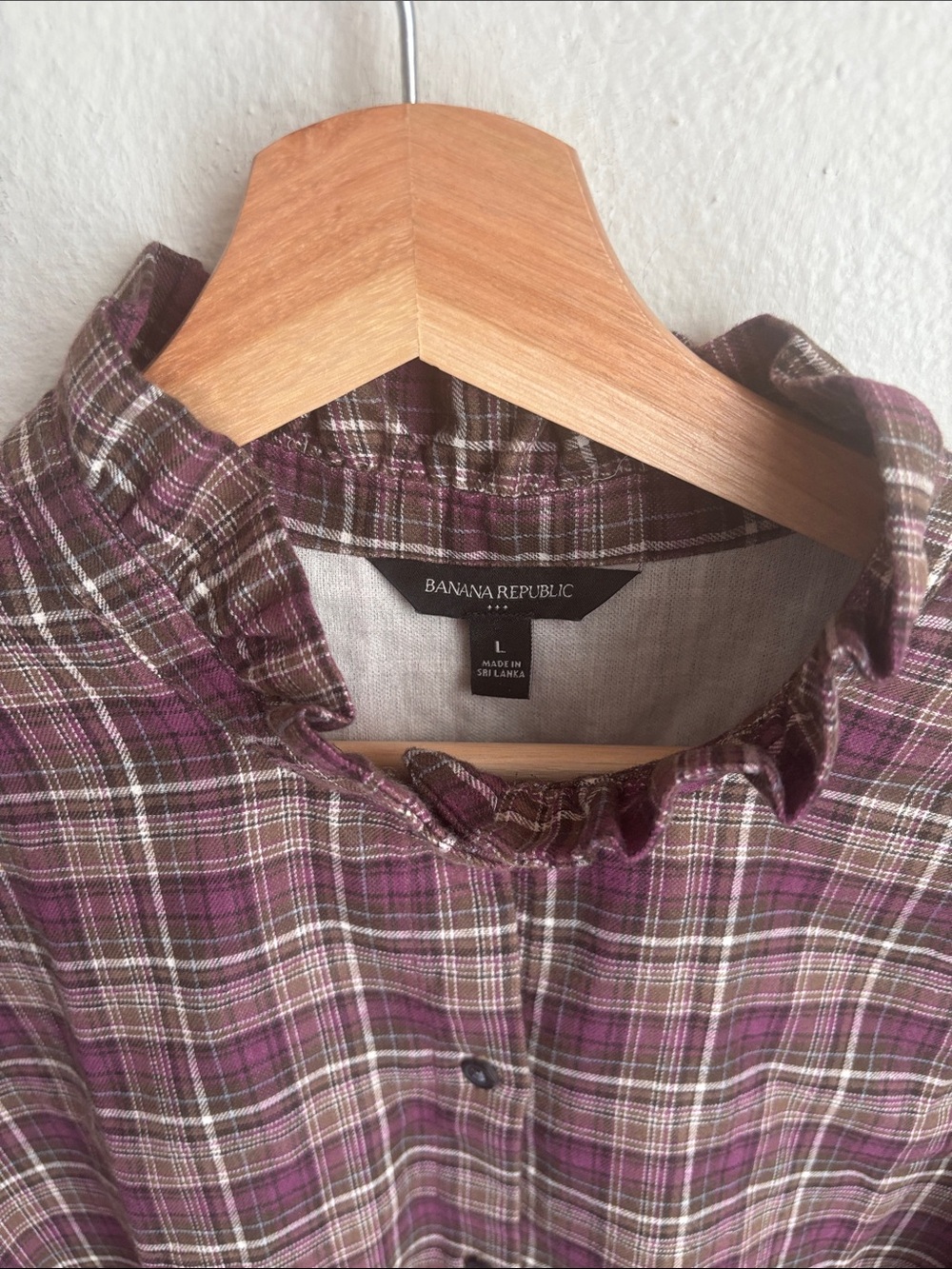 BANANA REPUBLIC Womens Flannel Shirt Sugar Plum Feminine Ruffle Trim Medium - Picture 3 of 11
